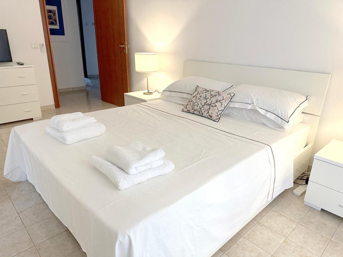 Royal Domus Of Rome Apartment Exterior photo